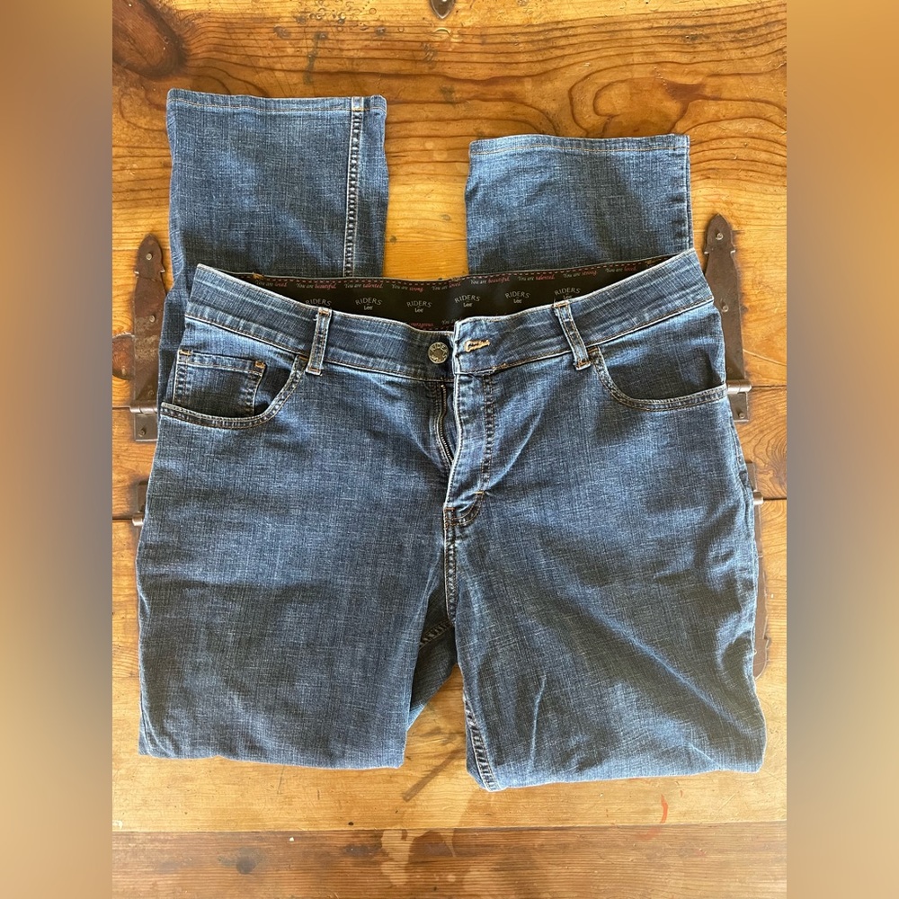 Women’s Lee Riders Mid Rise Bootcut Jean